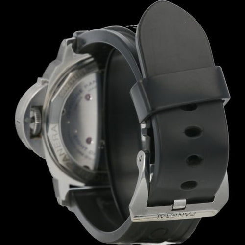 Montre Panerai Luminor Base 8 Days - Montre homme en acier 44 mm 58 Facettes MT41977