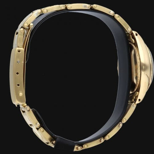 Montre Rolex Oyster Perpetual - Montre femme en or jaune 25 mm 58 Facettes MT42354