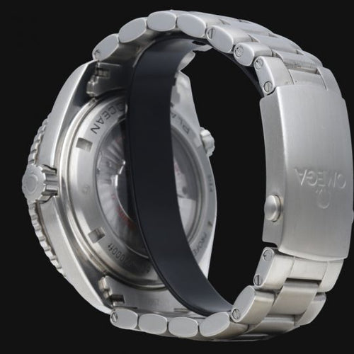 Montre Omega Seamaster Planet Ocean - Montre homme 600M en acier 58 Facettes MT43347