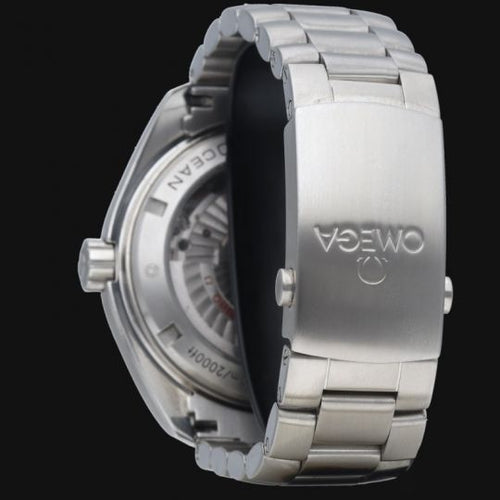 Montre Omega Seamaster Planet Ocean - Montre homme 600M en acier 58 Facettes MT43347