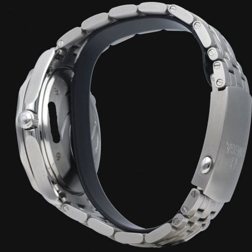 Montre Omega Seamaster Diver 300M James Bond - Montre homme automatique 58 Facettes MT43214