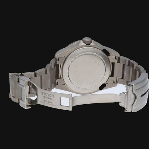 Montre Tudor Pelagos - Montre automatique homme en titane 42 mm 58 Facettes MT43920