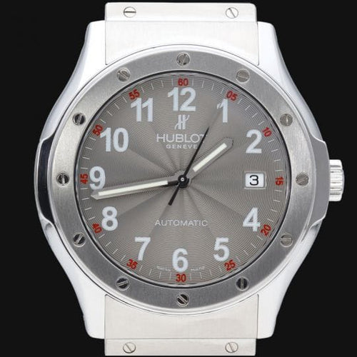 Montre Hublot Classic Fusion - Montre homme automatique 41 mm en acier 58 Facettes MT43538