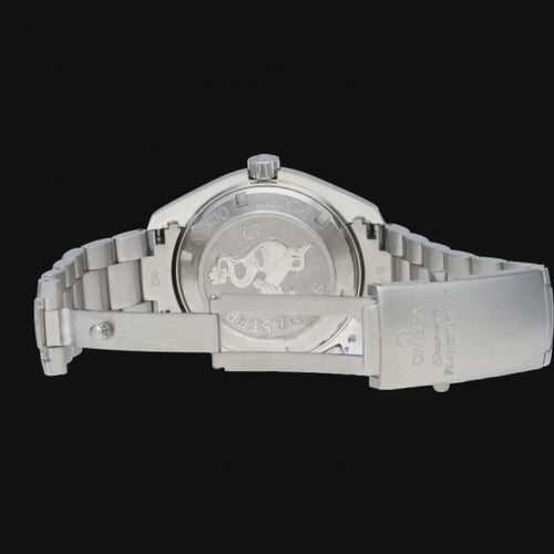 Montre Omega Seamaster Planet Ocean 600M - Montre homme 42 mm en acier 58 Facettes MT42603