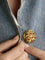 Broche Broche feuillle or jaune corail 58 Facettes 1204.3