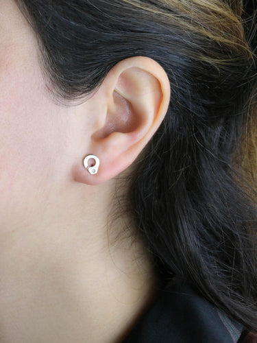 Boucles d'oreilles DINH VAN Boucles d'oreilles menottes R8 or blanc 58 Facettes 1215.9