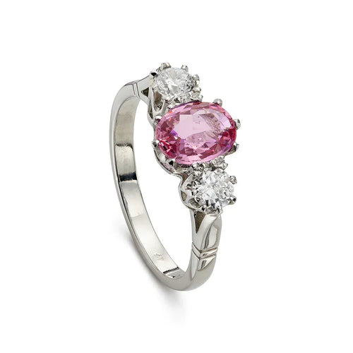 Bague 56 Bague trois pierres vintage en platine avec saphir fantaisie et diamants 58 Facettes VI-0024