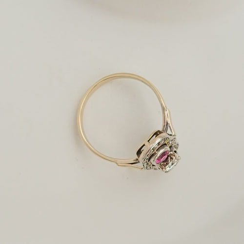 Bague 55 Bague trilogie Art déco en or jaune 585 avec diamant et rubis 58 Facettes 3136