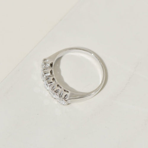 Bague 55 Bague demi-memory vintage en or blanc 585 avec 5 diamants 58 Facettes 2426