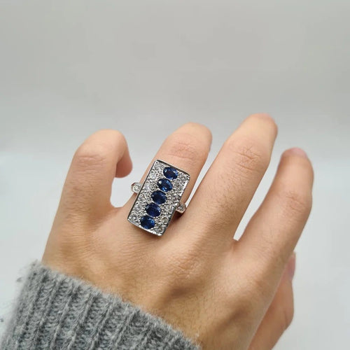 Bague 49.5 Bague en or blanc, saphirs ovales et diamants 58 Facettes