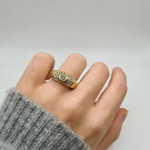 Bague 55 Bague en or jaune 18 carats sertie de diamants 58 Facettes