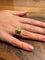 Bague 55 Chevalière en or champagne 18 carats guillochée « E H » 58 Facettes