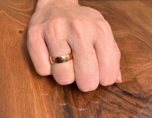 Bague 55 Napoléon III - Alliance large en or rose 18 carats 58 Facettes