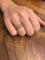 Bague 54 Alliance large femme en or rose 18 carats 58 Facettes