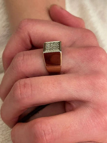 Bague 53 Bague chevalière en or rose 18 carats pavée de diamants 58 Facettes 934506
