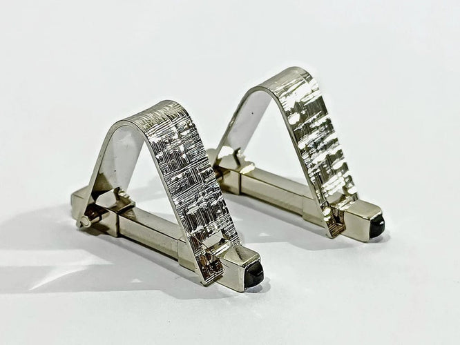 Boutons de manchette Boutons de manchette - Or blanc 18 carats et saphirs cabochons 58 Facettes 3093/1
