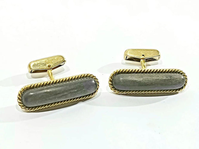 Boutons de manchette Boutons de manchette en or jaune 18 carats et ébène 58 Facettes 3083/4