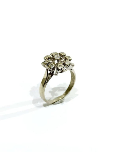 Bague 50 Bague carrée en or blanc 18 carats et diamants 58 Facettes