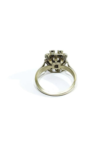 Bague 50 Bague carrée en or blanc 18 carats et diamants 58 Facettes