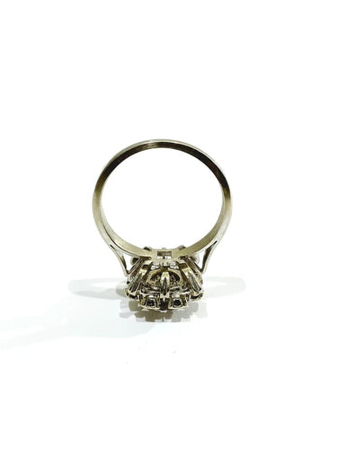 Bague 50 Bague carrée en or blanc 18 carats et diamants 58 Facettes