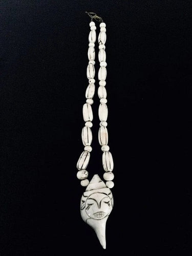Collier Collier en perles de coquillage du Nagaland 58 Facettes