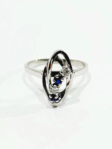 Bague 52 Bague en or blanc 18 carats avec diamants et saphirs 58 Facettes 1694/1