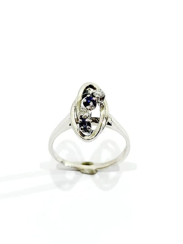 Bague 52 Bague en or blanc 18 carats avec diamants et saphirs 58 Facettes 1694/1