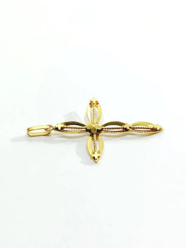 Pendentif Pendentif croix ajourée en or jaune 18 carats 58 Facettes