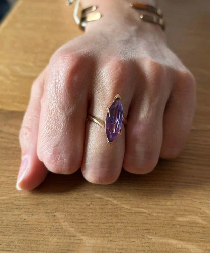 Bague 56 Bague en or rose 18 carats à améthyste ovale 58 Facettes