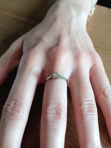 Bague 49.5 Bague solitaire en or blanc 18 carats et diamant taille ancienne 58 Facettes