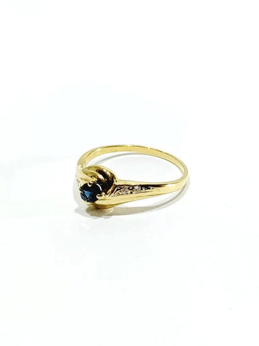 Bague 54 Bague en or jaune 18 carats avec saphir et diamants 58 Facettes