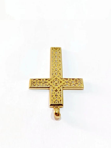 Pendentif Pendentif croix ajourée en or 18 carats 58 Facettes