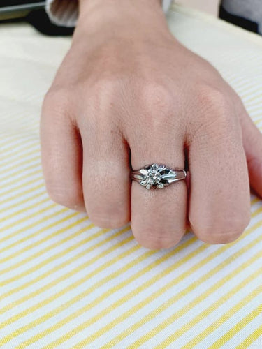 Bague 59.5 Bague en or blanc 18 carats et diamant taille brillant 58 Facettes