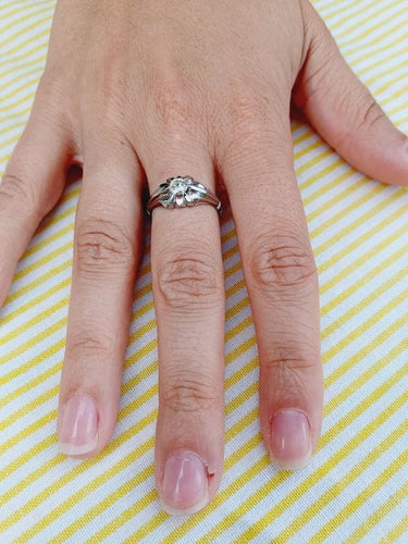 Bague 59.5 Bague en or blanc 18 carats et diamant taille brillant 58 Facettes
