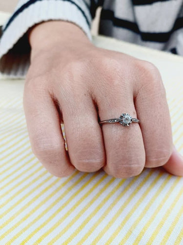 Bague 62.5 Solitaire - Bague en platine et diamants taille ancienne 58 Facettes