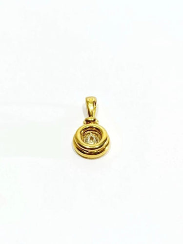 Pendentif Pendentif en or jaune 18 carats et diamant taille brillant 58 Facettes