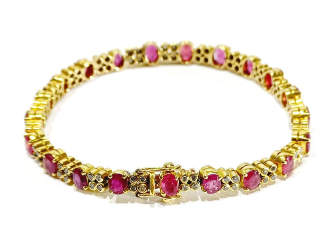 Bracelet Bracelet en or jaune 18 carats avec diamants et rubis 58 Facettes
