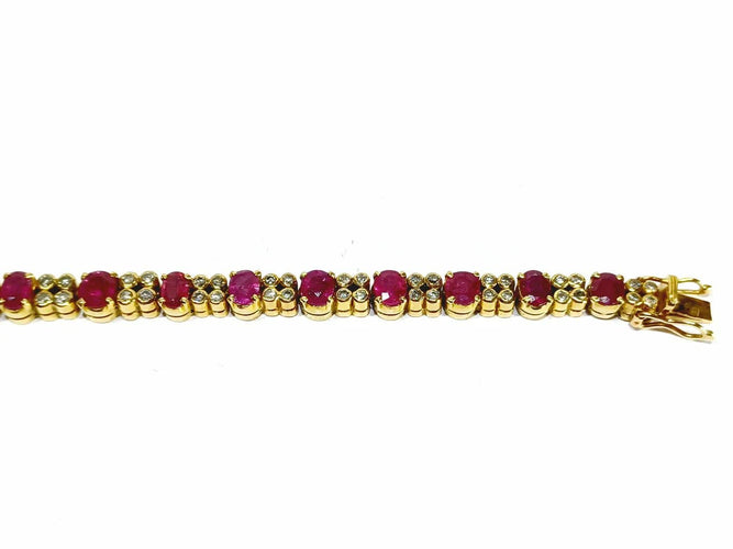 Bracelet Bracelet en or jaune 18 carats avec diamants et rubis 58 Facettes