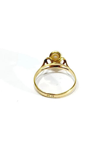 Bague 51 Bague en or jaune 18 carats avec perle 58 Facettes