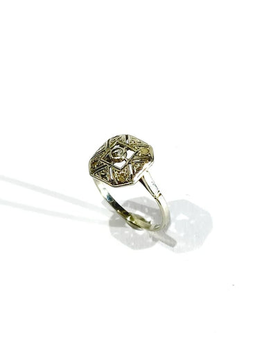 Bague 50 Bague Art déco en or blanc 18 carats et diamants taille rose 58 Facettes