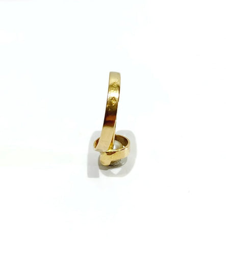 Bague 52 Bague en or jaune 18 carats et perle 58 Facettes