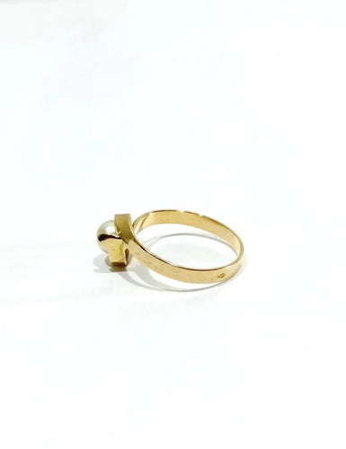 Bague 52 Bague en or jaune 18 carats et perle 58 Facettes