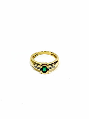 Bague 51 Bague en or jaune 18 carats avec émeraude et diamants 58 Facettes