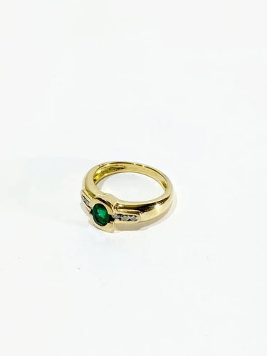 Bague 51 Bague en or jaune 18 carats avec émeraude et diamants 58 Facettes