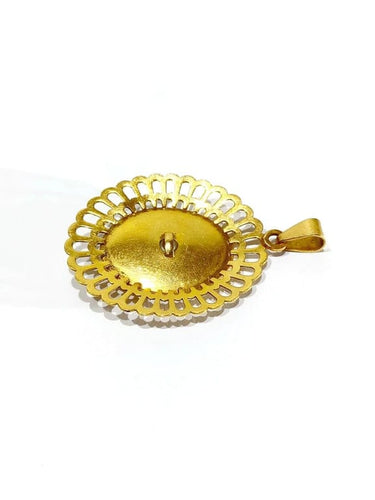 Pendentif Pendentif en or jaune 18 carats et perle 58 Facettes