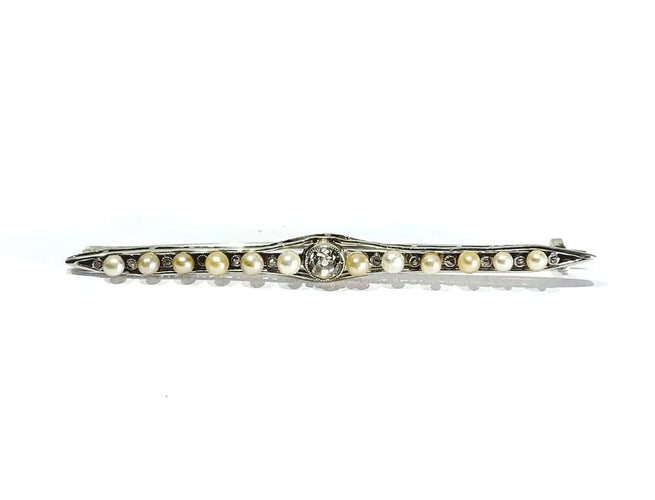 Broche Broche en or blanc 18 carats, diamants et perles 58 Facettes