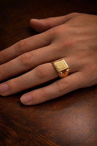 Bague 50.5 Bague chevalière monogrammée H en or rose 18 carats 58 Facettes 949551