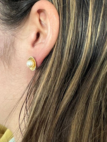 Boucles d'oreilles Boucles d’oreilles en or jaune 18 carats et perles 58 Facettes