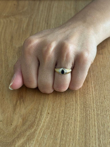 Bague 54.5 Bague en or jaune 18 carats avec diamants et saphir 58 Facettes