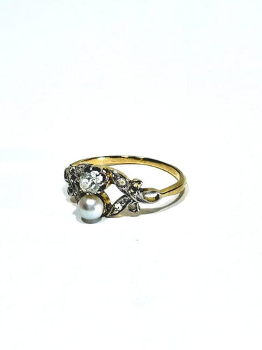 Bague 59 Bague Art nouveau en or jaune et blanc 18 carats, diamants et perle 58 Facettes